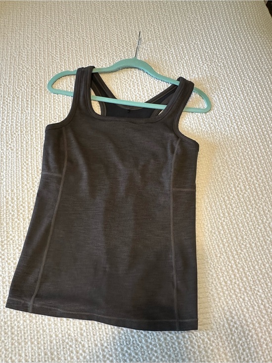 Prana Tops - Prana Women’s  Charcoal Gray Tank Top - scoop neck. Razors back w/Bra no pads